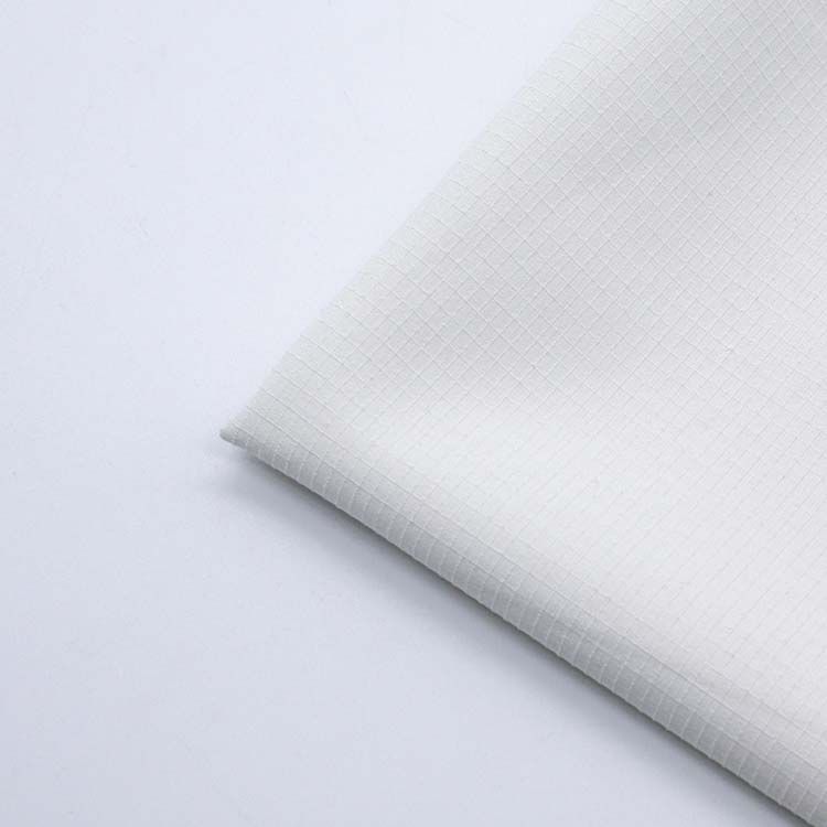 yarn dyed smooth and cool plaid climbing fabric